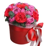 Цветы в коробке Розовое безе